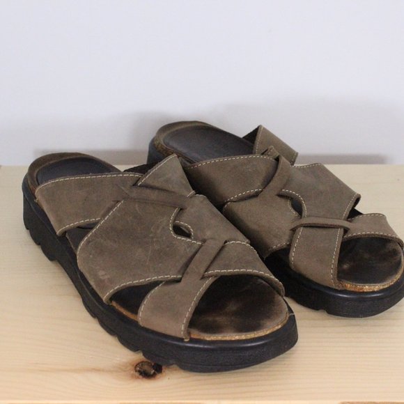 *Stoneridge Footwear Sandals - Picture 5 of 7
